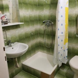 Room Varos - 1