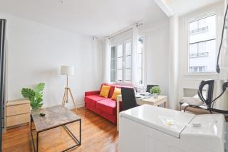 Heart of Paris Studio-2P Invalides Free Netflix - 4