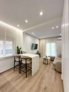 JLine Luxury Urban Apartment 1 - 0