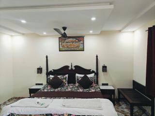 HOTEL TOURIST REST HOUSE Agra - 1