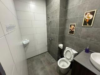 Podium Studio - 4 pax AEON Mall - Kuching - 1