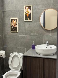 Podium Studio - 4 pax AEON Mall - Kuching - 1