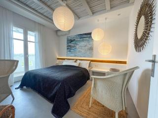 Argana Home sleeps 5 Plaka beach with private pool - Athens - 1