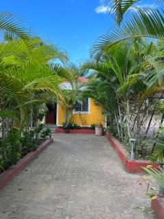 Amrapali Resort - Top - 3