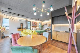 ÉOS Luxury Loft by Edrano 8essentially - 6