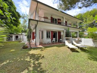143 - VILLA BIANCA Villa Quadrilocale a Marcelli con ampio giardino aria condizionata WIFI e SPIAGGIA inclusa nel prezzo - Marcelli - 0