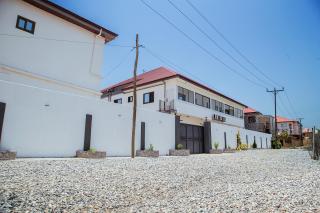 CK Suites Hotel - Adentan - 0
