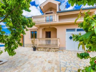 Modern Escape with Private Pool Sauna Game Room BBQ near Zadar - Zadar - 9