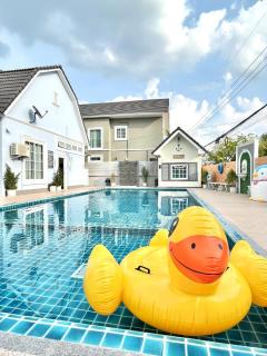 Margos Homestay 15mins to MotoGP - Buriram - 8