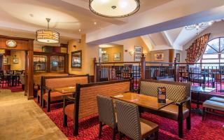 Corr's Corner Hotel - Newtownabbey - 3