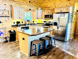 Cozy Lakefront Retreat with Game Room, Outdoor Living and Dock in Wisconsin - Stone Lake - 7