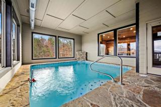 Stunning Cabin with Indoor Pool, Pool Table and Hot-tub in Sevierville, Tennessee - 0