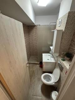 Ini Apartment Lake and Sea View Iaki - Mamaia - 4