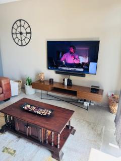 Pats Nest Modern Apartment - Gaborone - 2