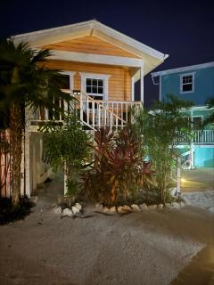 Secret Beach Cabanas - 6