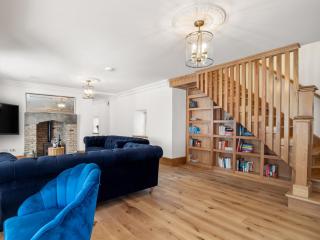 Caher House - Recess - 6