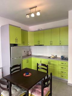 White Residence Apartment - Green - Sarandë - 0