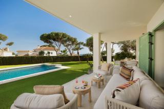 Mediterranean villa, on one floor, with private heated pool, large garden and terrace and close to the sea, in La Cala de Mijas - La Cala de Mijas - 6