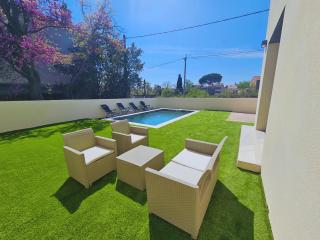 Beautiful House, Villa, Pool VILLA AZURE PISCINE - Magalas - 2