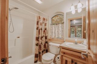 Snowline Cabin 34 - Great English Tudor-style home with hot tub Now with Wifi - Deming - 2