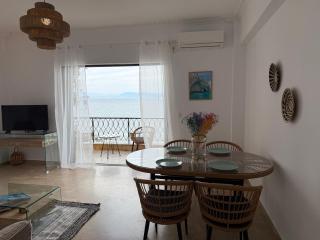Fronte Mare Suite - Sea Front Luxury Apartment With Private Beach Patio - Benitses - 5