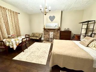 Wise Home rooms - Lynchburg - 1