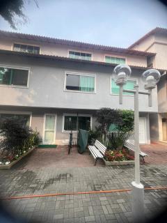 Casa de Condomínio QUARTO COM BELICHES - Cabo Frío - 0