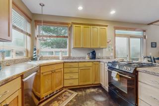 Cape Kiwanda Hideaway - 3