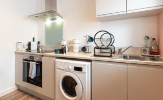 Stylish 1 bed apartment - Town centre, Apartment 4 - 8