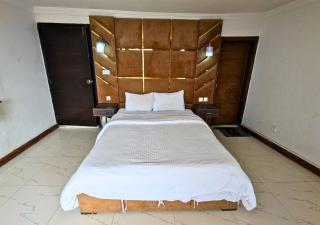 Grand Heights Hotel - Murree - 3