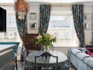 Luxury 2Bed In The Heart Of Leamington w Parking Pass the Keys - 6