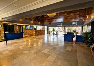 Grand Heights Hotel - 8
