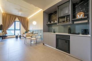 10 Mossaz skypool 5mins to 1U and Ikea atEmpire City by Light House - 7