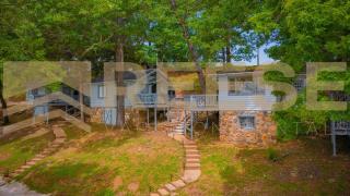 Beach Cabin #1 - Lake Ozark - 7