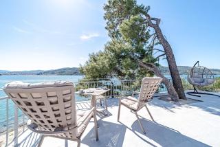 Seaside Holiday Home Ema - 1
