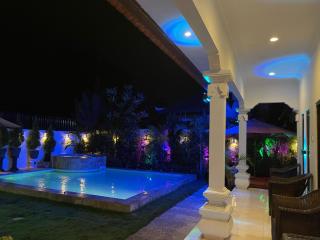 The Beach is My Happy Place Vill4 Tam4n Sari - 0