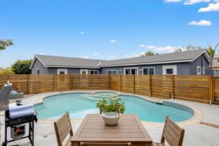 Bridge Pool Spa Min to Downtown Freeways Beaches - 9