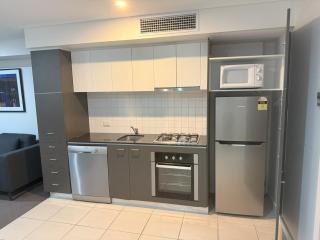 Happy BNB on Adelaide CBD - 1