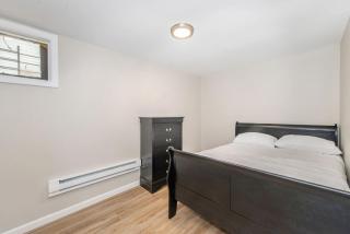 Cozy Basement 2 Bed in Passaic - 3