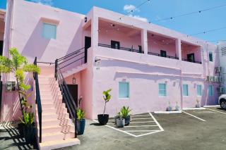 Room 2 Stylish Escape by Calle Cerra Art - San Juan - 1
