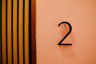 Room 2: Stylish Escape by Calle Cerra Art - 7