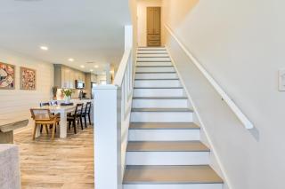 Steps to Sand Condo with Pool in Panama City Beach - 1