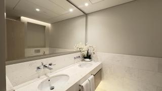 St. Regis Sky Residence at Palm Tower by DRP Holiday Homes - 4