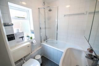 Bishop's Road - Welcoming flat with outside space - 7