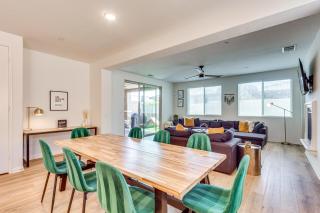 Walk to Coachella Home with Pool and Hot Tub in Indio - Indio - 4