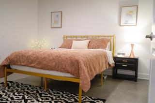 The Sunflower Suite - 6