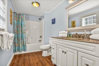 Crescent Beach 3 Bedroom with Pool, Across the Street from Ocean - Myrtle Beach - 6