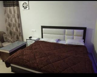 Hotel Kings - Pathankot - 1