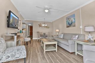 Ocean Side Serenity at Ocean Annies Resort - Myrtle Beach - 8