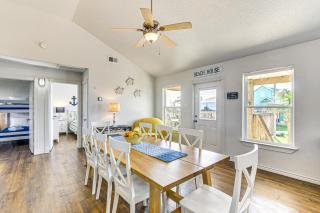 1 Block to Surfside Beach Home with Gulf Views! - Surfside Beach - 5